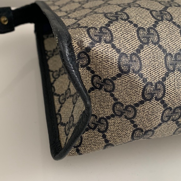 Authentic & Gorgeous Vintage Dark Blue Gucci Travel Clutch/Pouch - Picture 7 of 17